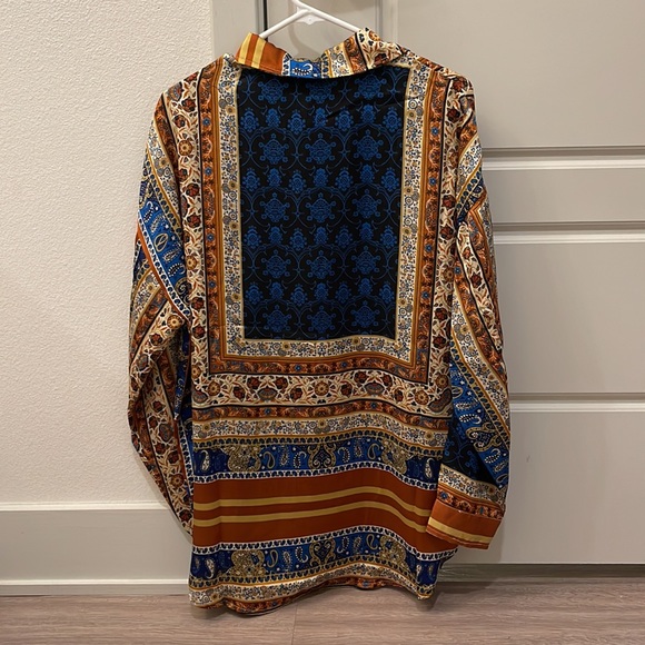 ACOA PRINT LONG SLEEVE | Vici Collection - Picture 2 of 6